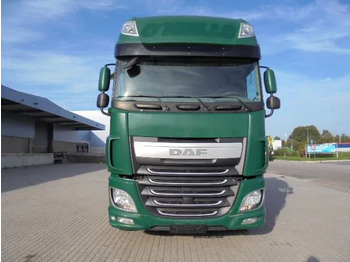 리스 DAF XF 106.460 SUPER SPACE CAB DAF XF 106.460 SUPER SPACE CAB : 사진 4