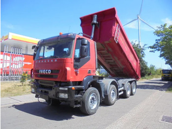덤프트럭 IVECO Trakker
