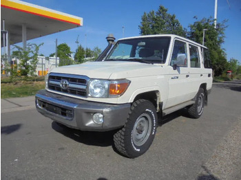 차량 TOYOTA Land Cruiser