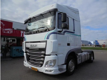 트랙터 유닛 DAF XF 440