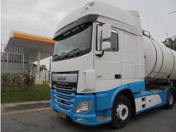 트랙터 유닛 DAF XF 440