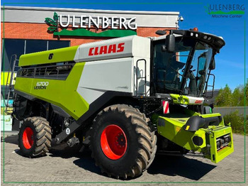 목초수확기 CLAAS Lexion 6700