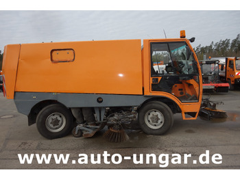 거리 청소 차량 Aebi MFH 5000 Kehrmaschine Baujahr 2004 4-Rad Lenkung Wildkrautbesen : 사진 4 거리 청소 차량 Aebi MFH 5000 Kehrmaschine Baujahr 2004 4-Rad Lenkung Wildkrautbesen : 사진 4