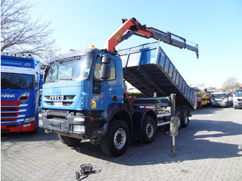 덤프트럭 IVECO Trakker