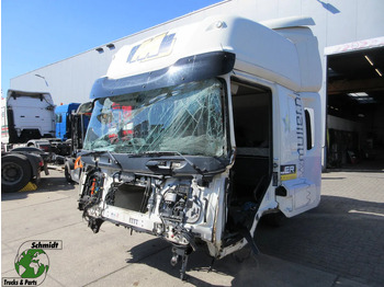운전실 및 내부 DAF CF
