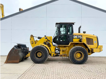 휠 로더 CATERPILLAR 938K