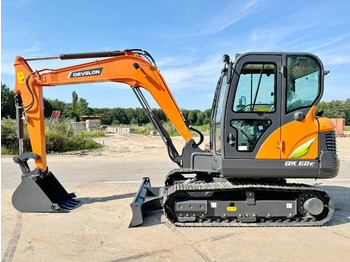 미니 굴삭기 DOOSAN DX60