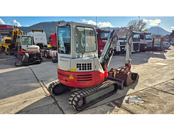 리스 Takeuchi TB138FR - Powertilt - 3X Buckets - 2015 Year Takeuchi TB138FR - Powertilt - 3X Buckets - 2015 Year : 사진 3 리스 Takeuchi TB138FR - Powertilt - 3X Buckets - 2015 Year Takeuchi TB138FR - Powertilt - 3X Buckets - 2015 Year : 사진 3