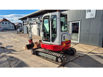 리스 Takeuchi TB138FR - Powertilt - 3X Buckets - 2015 Year Takeuchi TB138FR - Powertilt - 3X Buckets - 2015 Year : 사진 4 리스 Takeuchi TB138FR - Powertilt - 3X Buckets - 2015 Year Takeuchi TB138FR - Powertilt - 3X Buckets - 2015 Year : 사진 4