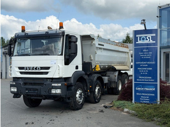 덤프트럭 IVECO Trakker