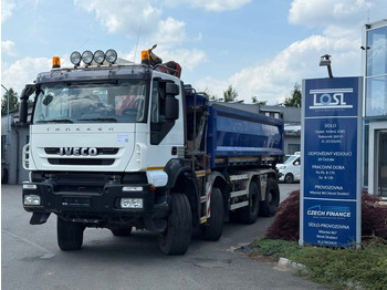 덤프트럭 IVECO Trakker