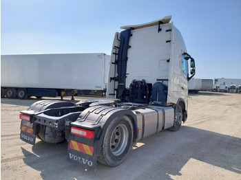 트랙터 유닛 Volvo FH 500 Globetrotter XL : 사진 3