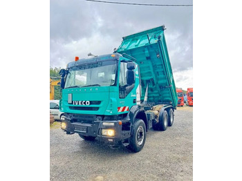 덤프트럭 Iveco TRAKKER 450 6x4 WYWROTKA MELLER | EURO 5 | MANUAL | KLIMA | RETARDER | PRZEBIEG 364 000km ! : 사진 3 덤프트럭 Iveco TRAKKER 450 6x4 WYWROTKA MELLER | EURO 5 | MANUAL | KLIMA | RETARDER | PRZEBIEG 364 000km ! : 사진 3
