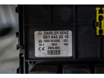 퓨즈 트럭 용 MERCEDES-BENZ ATEGO I : 사진 3 퓨즈 트럭 용 MERCEDES-BENZ ATEGO I : 사진 3