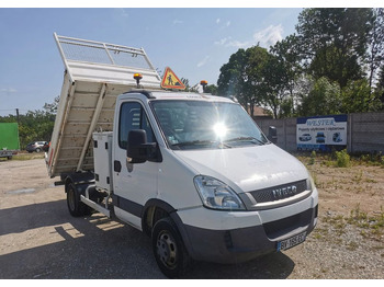 덤프 밴 IVECO Daily 35c11