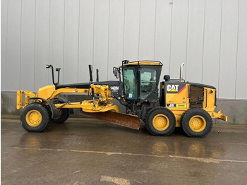 그레이더 CATERPILLAR 140M