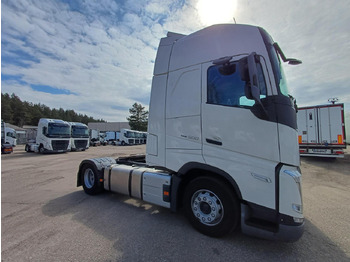 트랙터 유닛 2023 Volvo FH 500 Globetrotter XL : 사진 2