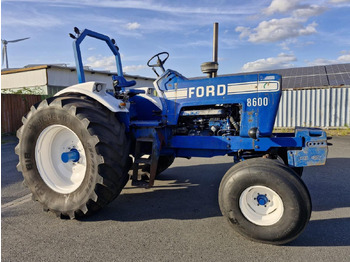 장궤형 트랙터 FORD