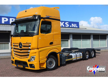 캡 새시 트럭 MERCEDES-BENZ Actros 2642