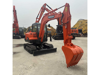 크롤러 굴삭기 DOOSAN DX225