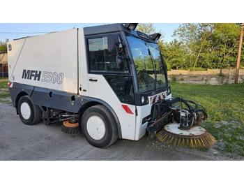 거리 청소 차량