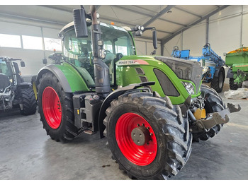 장궤형 트랙터 FENDT 724 Vario
