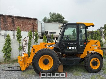 텔레스코픽 핸들러 JCB