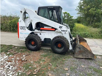 스키드 스티어 로더 BOBCAT S300