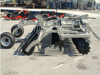 리스 ROLEX Hydraulische Scheibenegge / Hydraulic discs harrow / Dechaumeur à disques / Erpice a dischi / Дисковая гидравлическая борона тип лёгкий с тележкой / Brona talerzowa hydraulicznie składana lekka ROLEX Hydraulische Scheibenegge / Hydraulic discs harrow / Dechaumeur à disques / Erpice a dischi / Дисковая гидравлическая борона тип лёгкий с тележкой / Brona talerzowa hydraulicznie składana lekka : 사진 3 리스 ROLEX Hydraulische Scheibenegge / Hydraulic discs harrow / Dechaumeur à disques / Erpice a dischi / Дисковая гидравлическая борона тип лёгкий с тележкой / Brona talerzowa hydraulicznie składana lekka ROLEX Hydraulische Scheibenegge / Hydraulic discs harrow / Dechaumeur à disques / Erpice a dischi / Дисковая гидравлическая борона тип лёгкий с тележкой / Brona talerzowa hydraulicznie składana lekka : 사진 3