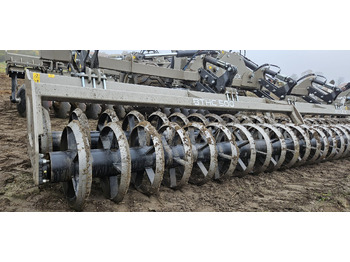 리스 ROLEX Scheibenegge / Hydraulic discs harrow / Dechaumeur à disques / Erpice a dischi / Grada de discos / Дисковая борона / Brona talerzowa 5 m ROLEX Scheibenegge / Hydraulic discs harrow / Dechaumeur à disques / Erpice a dischi / Grada de discos / Дисковая борона / Brona talerzowa 5 m : 사진 3