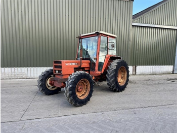 장궤형 트랙터 RENAULT