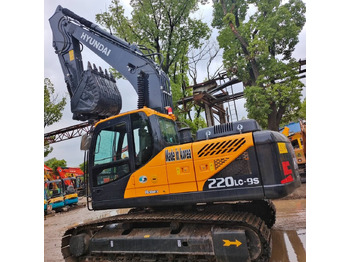 크롤러 굴삭기 Hyundai 220 LC-9S : 사진 4