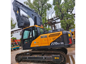 크롤러 굴삭기 Hyundai 220 LC-9S : 사진 3