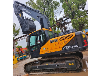 크롤러 굴삭기 Hyundai 220 LC-9S : 사진 2