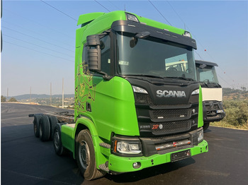 캡 새시 트럭 Scania R650 : 사진 2