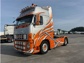 트랙터 유닛 VOLVO FH16