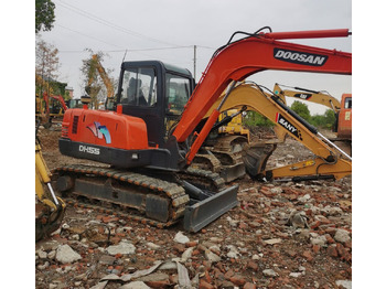크롤러 굴삭기 DOOSAN DH55