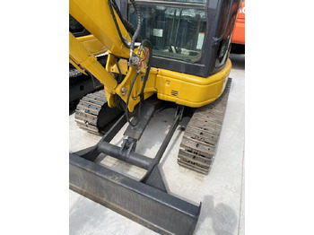 미니 굴삭기 KOMATSU PC30