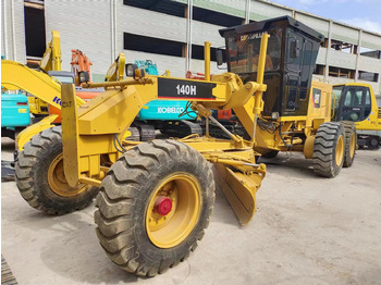 그레이더 CATERPILLAR 140H : 사진 2