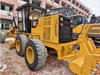 그레이더 CATERPILLAR 140K : 사진 3