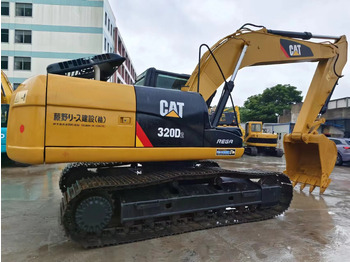 크롤러 굴삭기 CATERPILLAR 320D2
