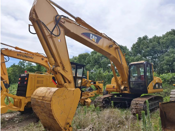 크롤러 굴삭기 CATERPILLAR 325C