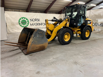 휠 로더 CATERPILLAR 908M
