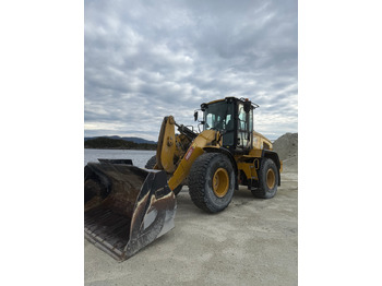 휠 로더 CATERPILLAR 930M