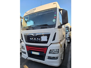 트랙터 유닛 MAN TGX 18.460