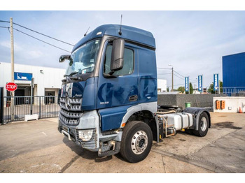 트랙터 유닛 MERCEDES-BENZ Actros 1843