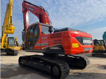 크롤러 굴삭기 DOOSAN DX225LCA