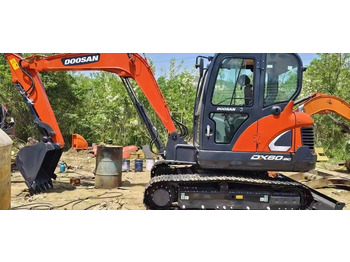크롤러 굴삭기 DOOSAN DX60