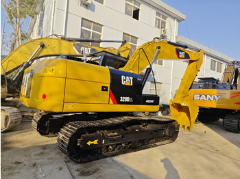 크롤러 굴삭기 CATERPILLAR 320D : 사진 2