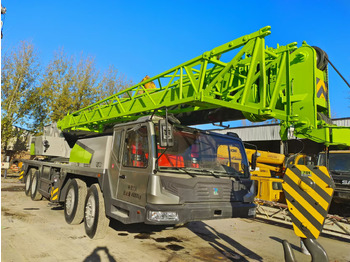 모바일 크레인 ZOOMLION ZTC700V